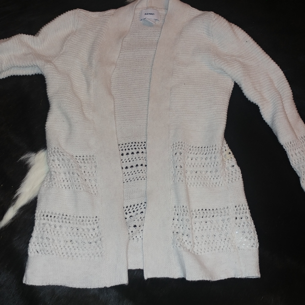 EUC Old Navy | white crochet knit cardigan